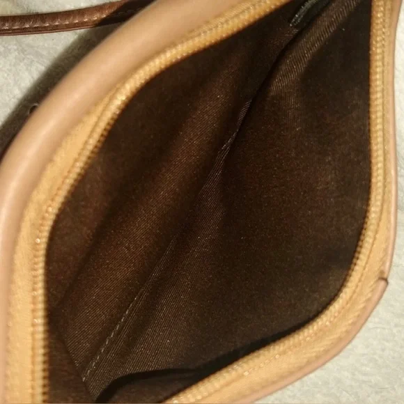 EC Coach Soho Capri Vintage wristlet F42135 - Picture 7 of 9